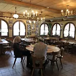 Hotel Walser 3*