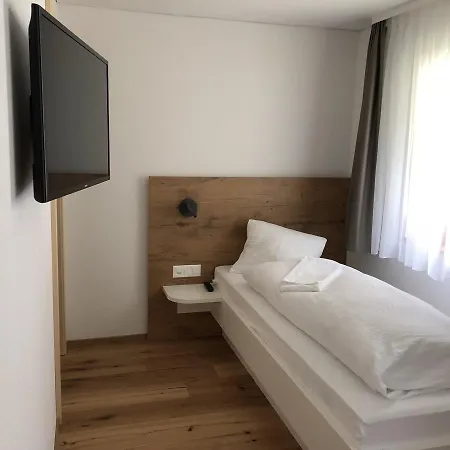 Отель Walser 3*
